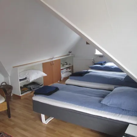 Sharon Pensionat 3*