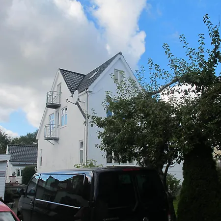 Sharon بيت ضيافة 3*